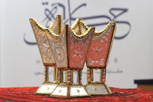 مباخر ملكية فضي طراز نجدي مسامير نحاس