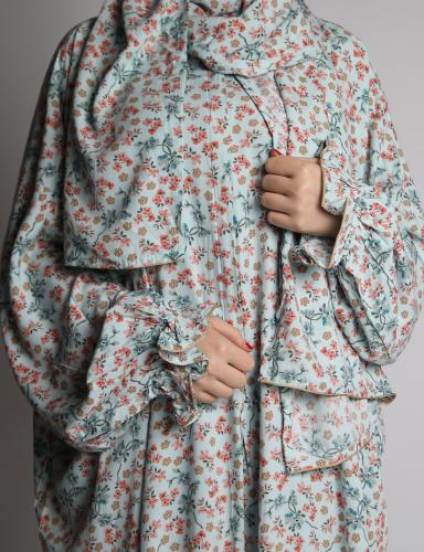 ثوب صلاة ورد