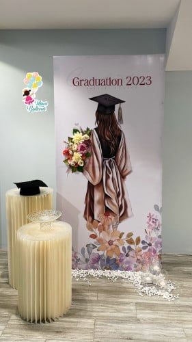 ديكور تخرج مع ورد