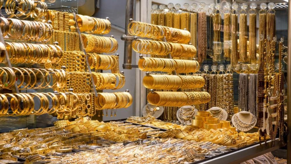 تعرف على الفرق بين عيارات الذهب 18، 21، و24