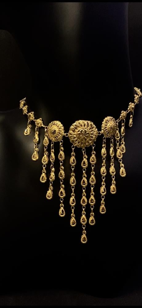 مخنق كرسي جابر عيار 21 وزن 9.5 جرام