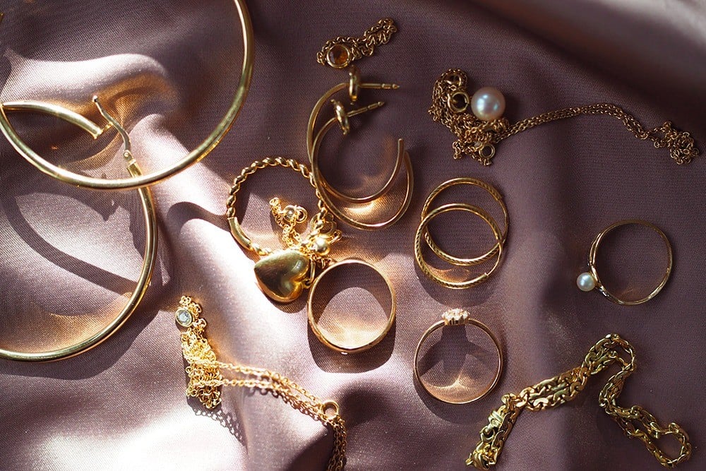 كيف تُضفي طابعًا شخصيًا على مجموعتك الخاصة من المجوهرات؟ كيف تُضفي طابعًا شخصيًا على مجموعتك الخاصة من المجوهرات؟