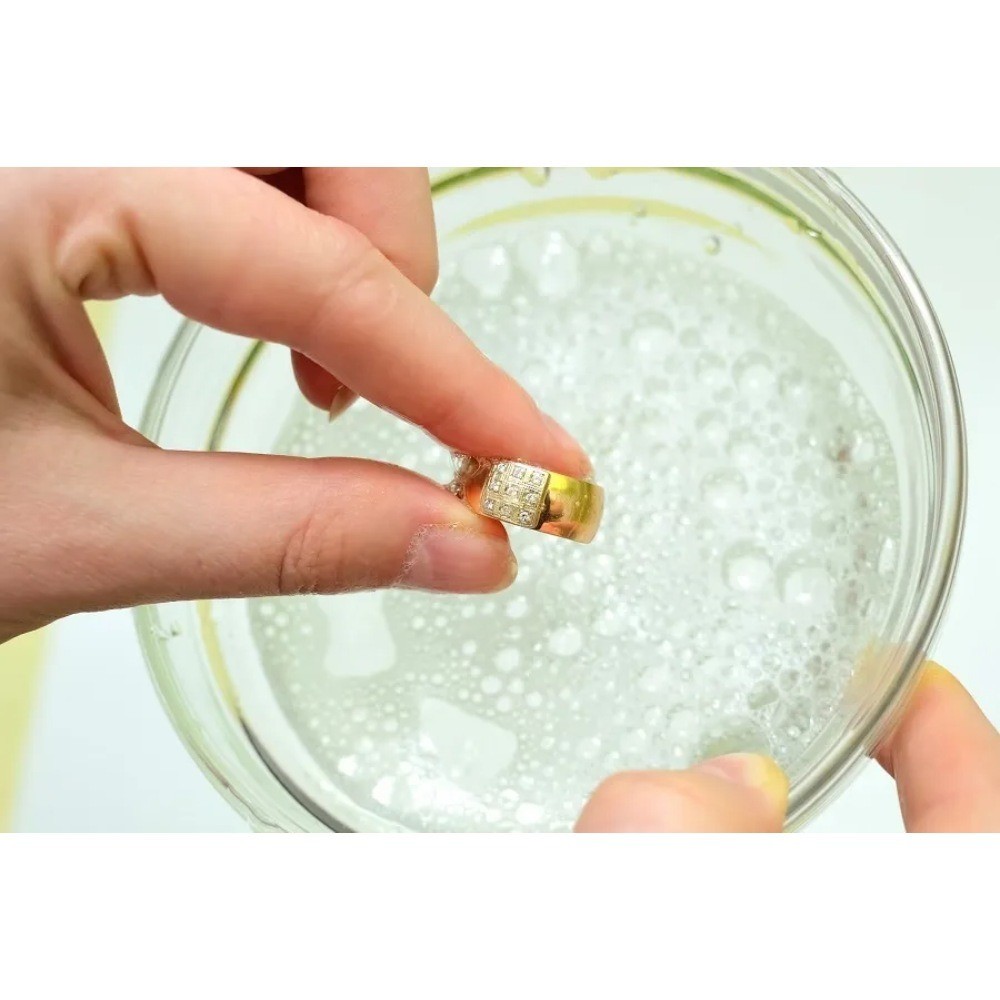 نصائح لتنظيف الذهب والحفاظ على بريقه