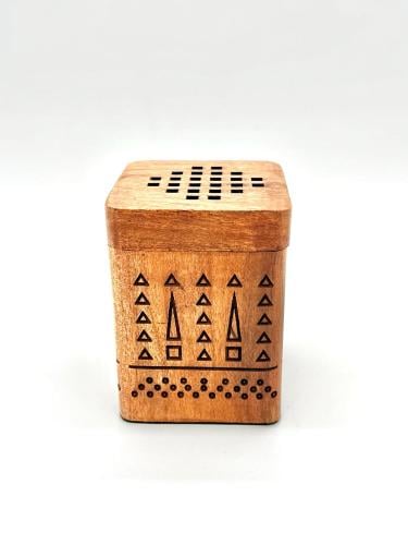 مباخر يوم التأسيس الخشبية