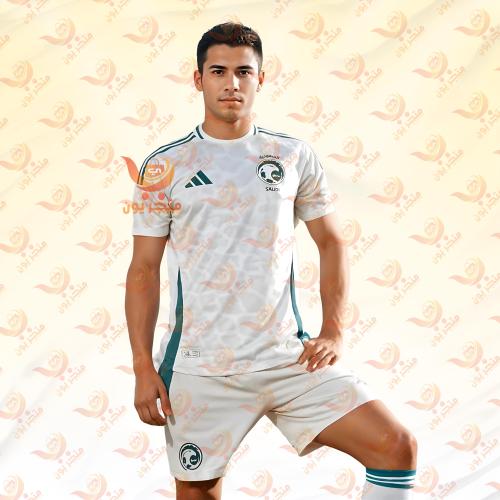طقم المنتخب السعودي الابيض الجديد 2025/2024