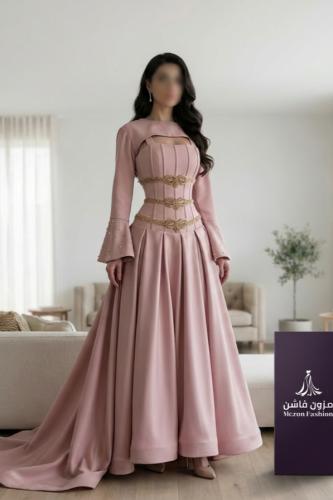 فستان "نورسين" الوردي