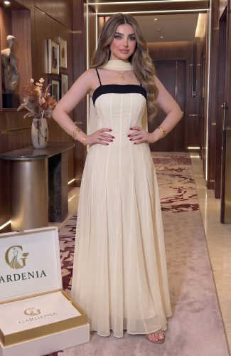 فستان سهره كريمي مطع اسود