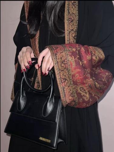 عبايه كشميري عنابي+ طرحه