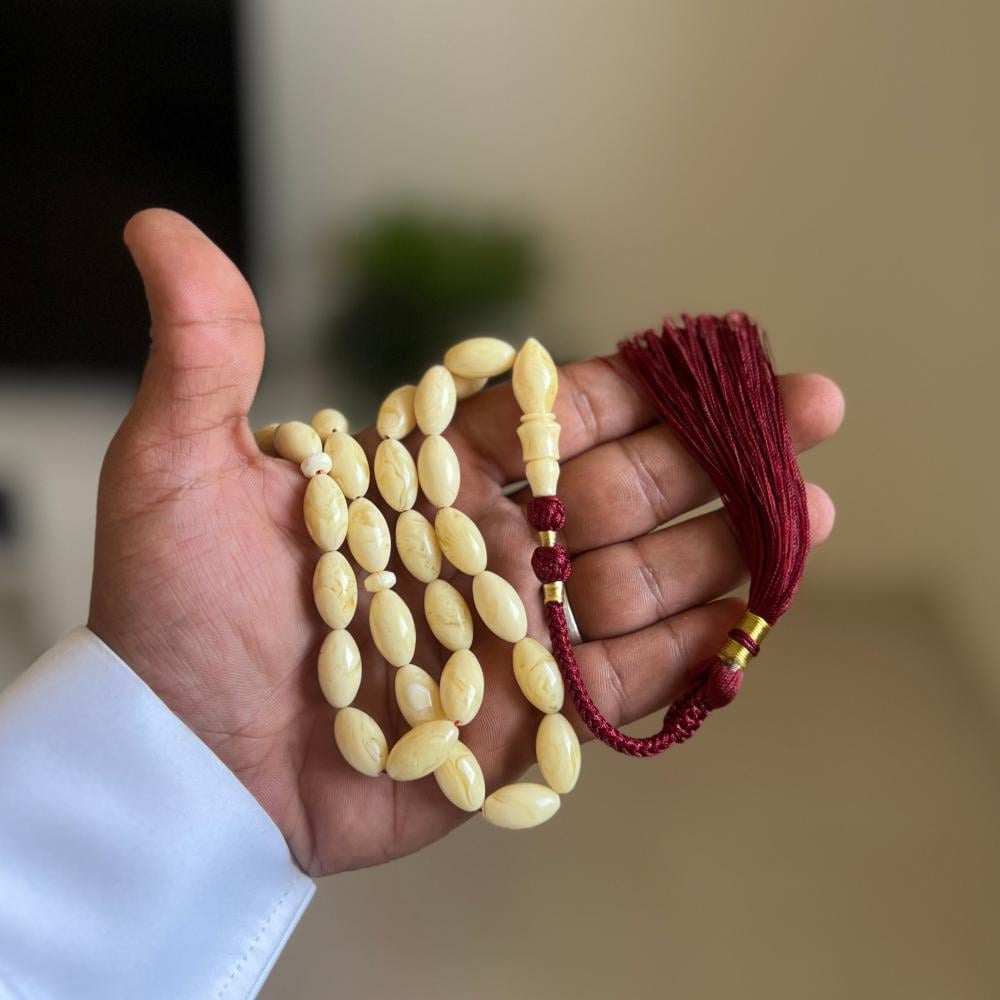 مستكه ريحه فواحه شكة عنابي P307