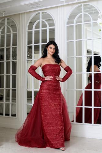 MNM couture N0656
