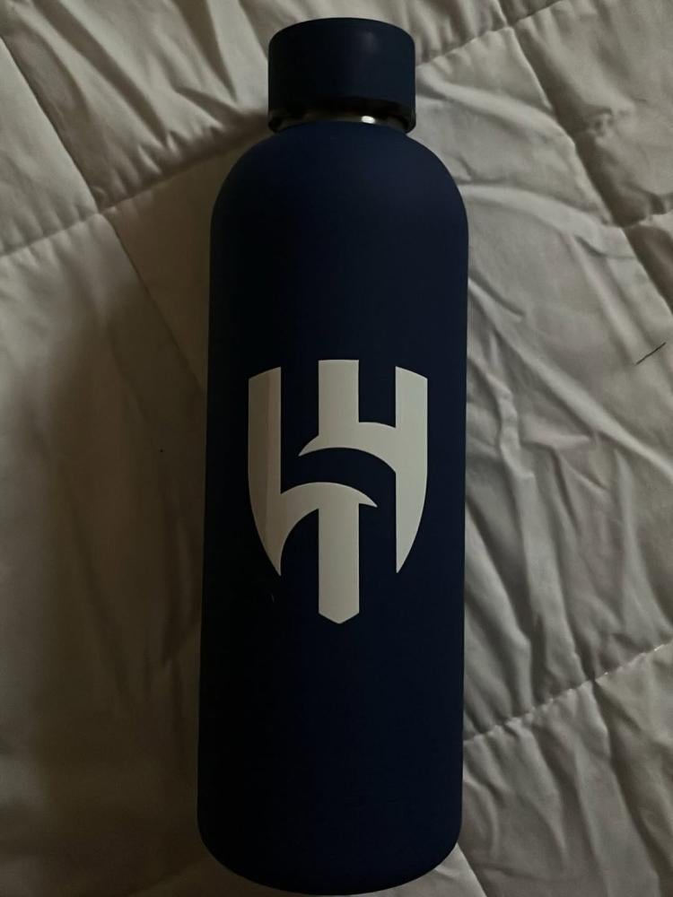 مق بشعار الهلال كحلي