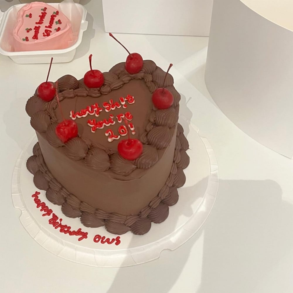 8inch Chocolate Heart Cake
