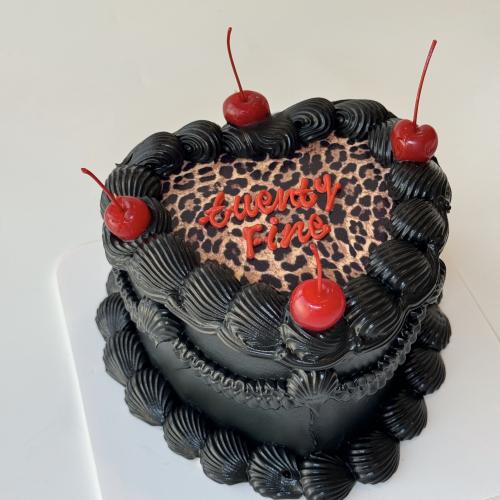Cheetah print cake