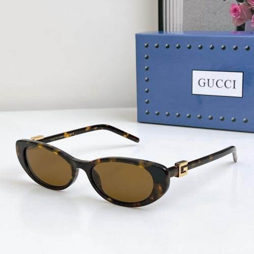 Silver frame? Transparent Lens