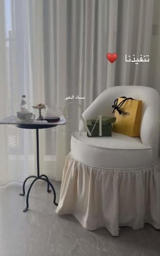 كنبه بتصميم حصري