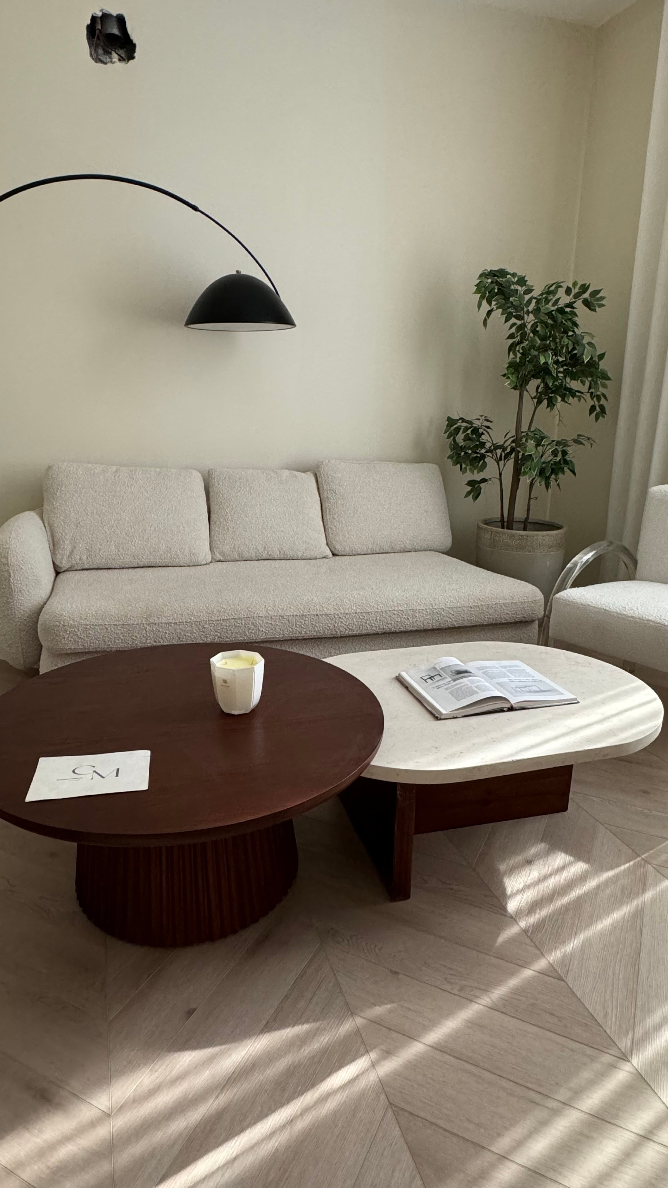 طاولة قهوه خشب وحجر طبيعي