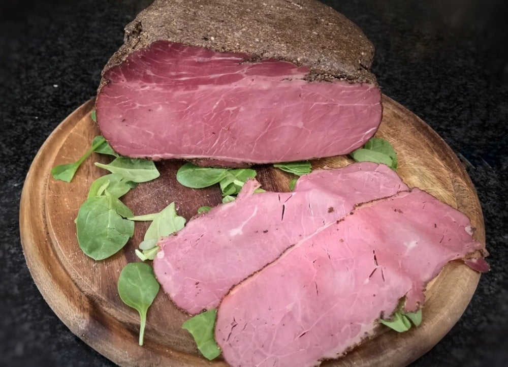 ما هي البسطرمة