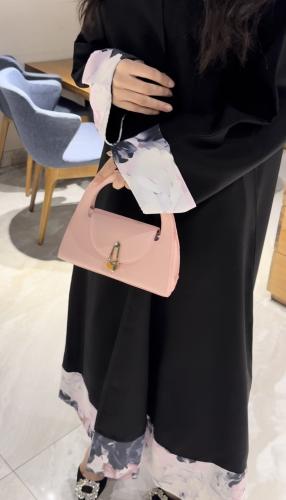 عبايه غاده