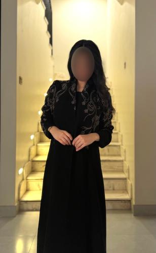 بليزر قماش نواعم مطرزة نحاسي