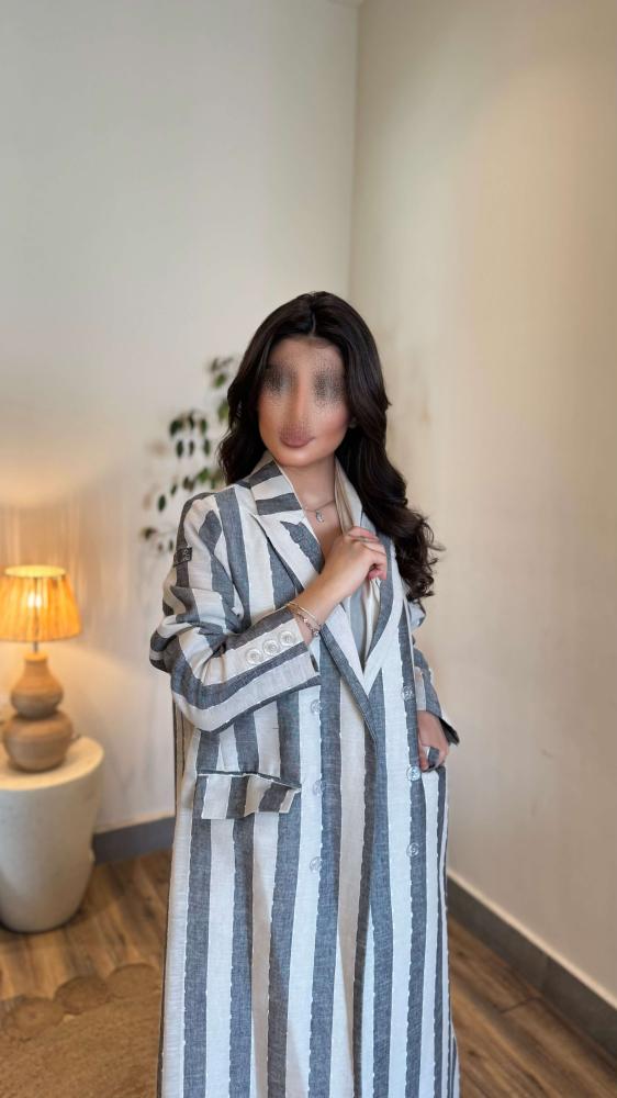 بليزر لينن مخطط زري رصاصي مع اوف وايت