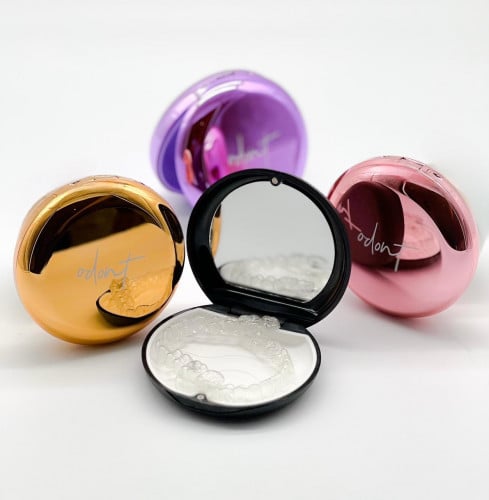 Colored aligners case