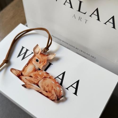 تعليقة اكريلك غزالة 9*7 CM