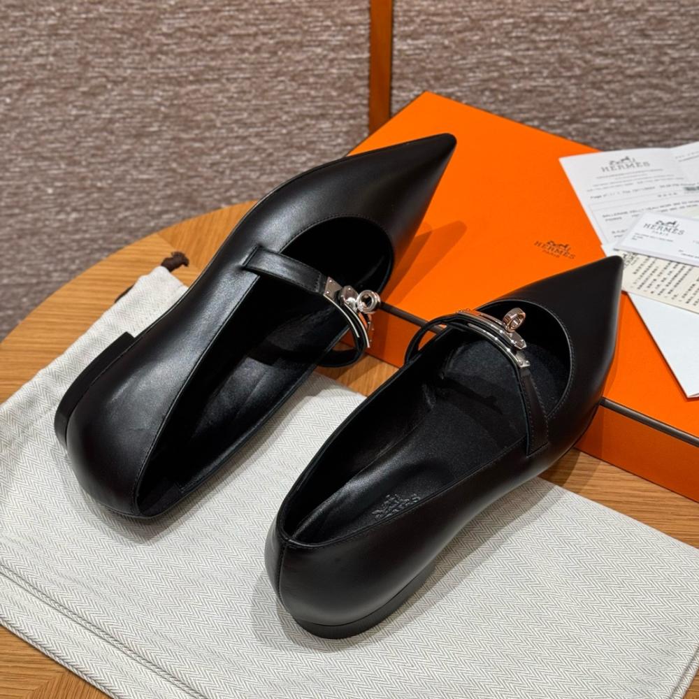 Kelly ballet flat