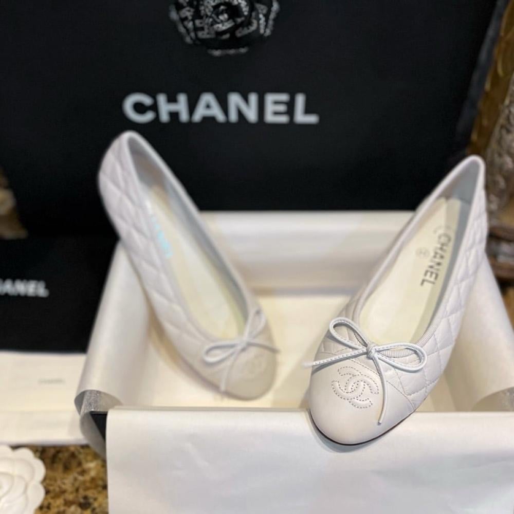 Ballet flats