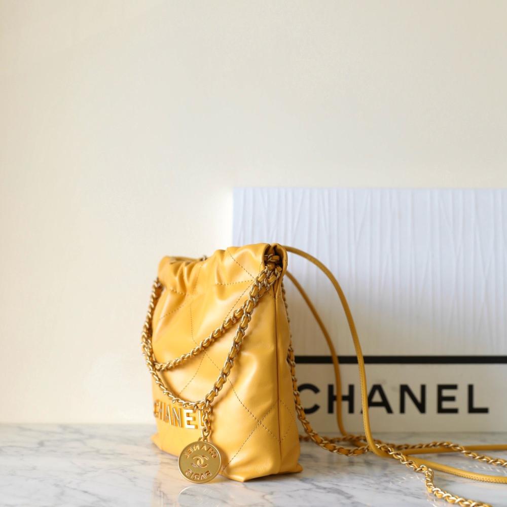 Chanel 22bag mini shiny calfskin