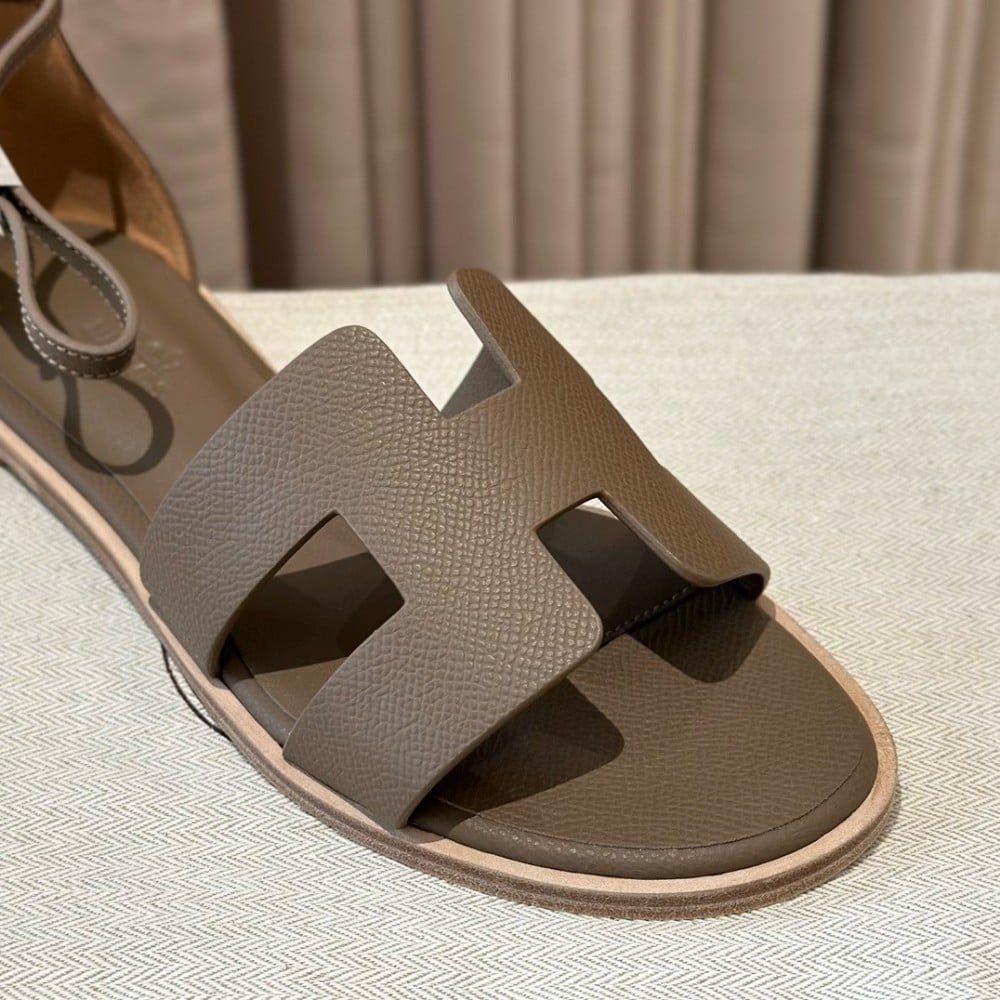 Hermès Etoupe Santorini epsom sandal