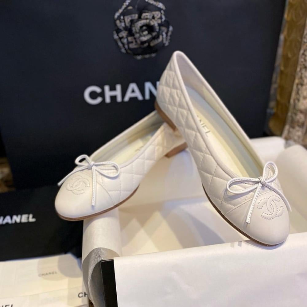 Ballet flats