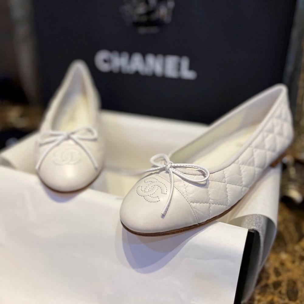 Ballet flats