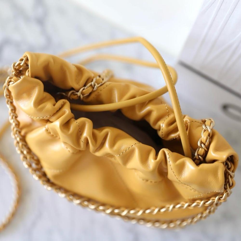 Chanel 22bag mini shiny calfskin
