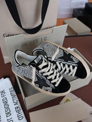 Golden goose