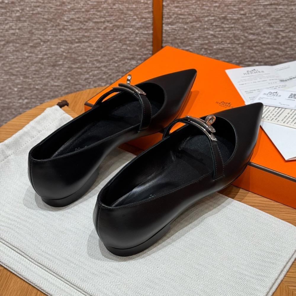 Kelly ballet flat