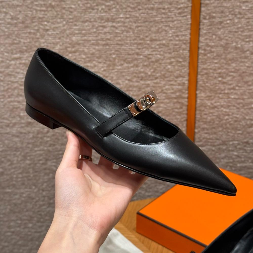 Kelly ballet flat