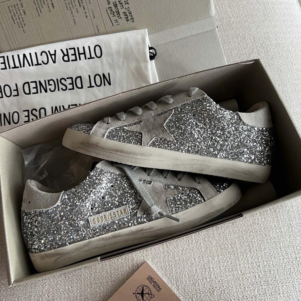 Golden goose