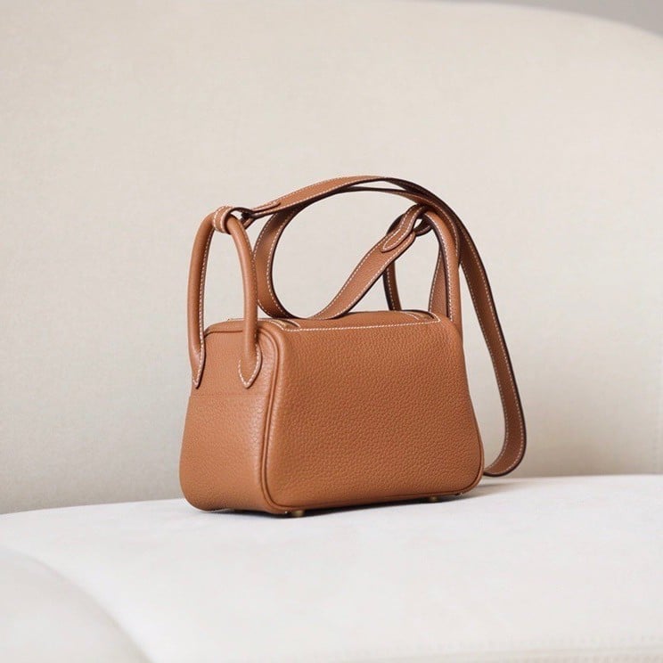 Hermès Mini Lindy Gold Color TC Ghw