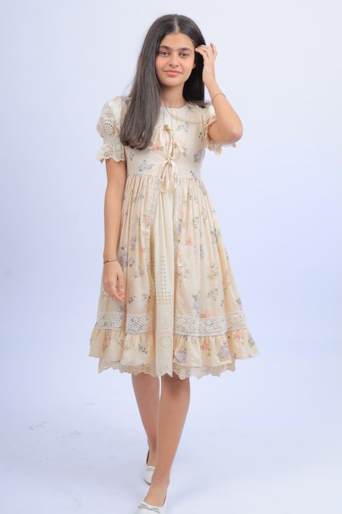 فستان بناتي