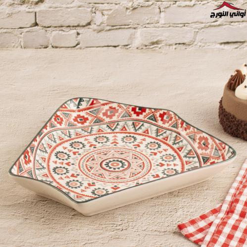 صحن تقديم زخرفة أحمر