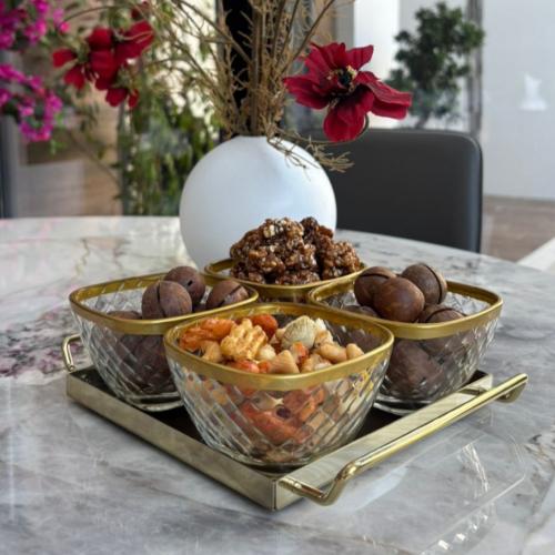 صحون مكسرات ريهام رباعي ذهبي