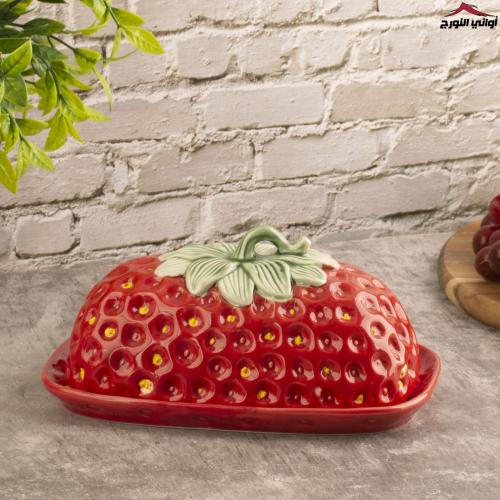 صحن بغطاء ستروبيري أحمر