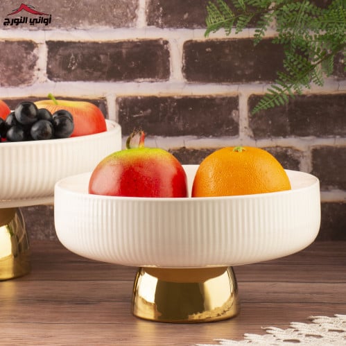 سلة حلويات او فواكه بقاعدة ذهبي