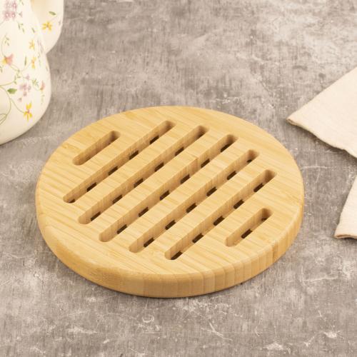 قاعدة ابريق دائري خشب