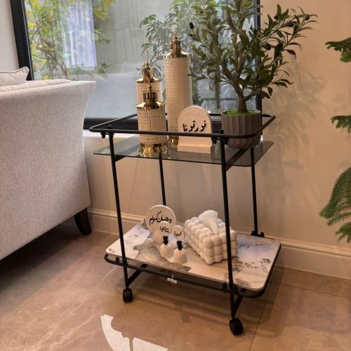 عربة تقديم دورين زجاج وماربل