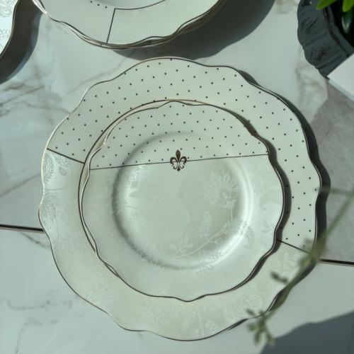 طقم عشاء الملكة ( 24 قطعة )