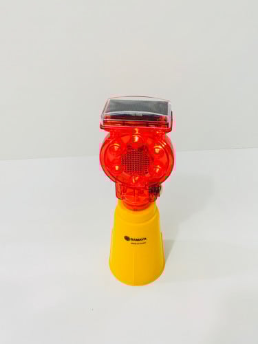 لمبة سيفتي حمراء بالطاقة الشمسية