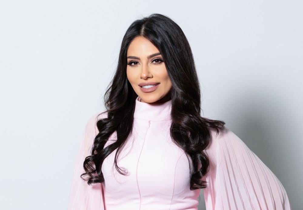 إطلاله الفنانة إلهام علي