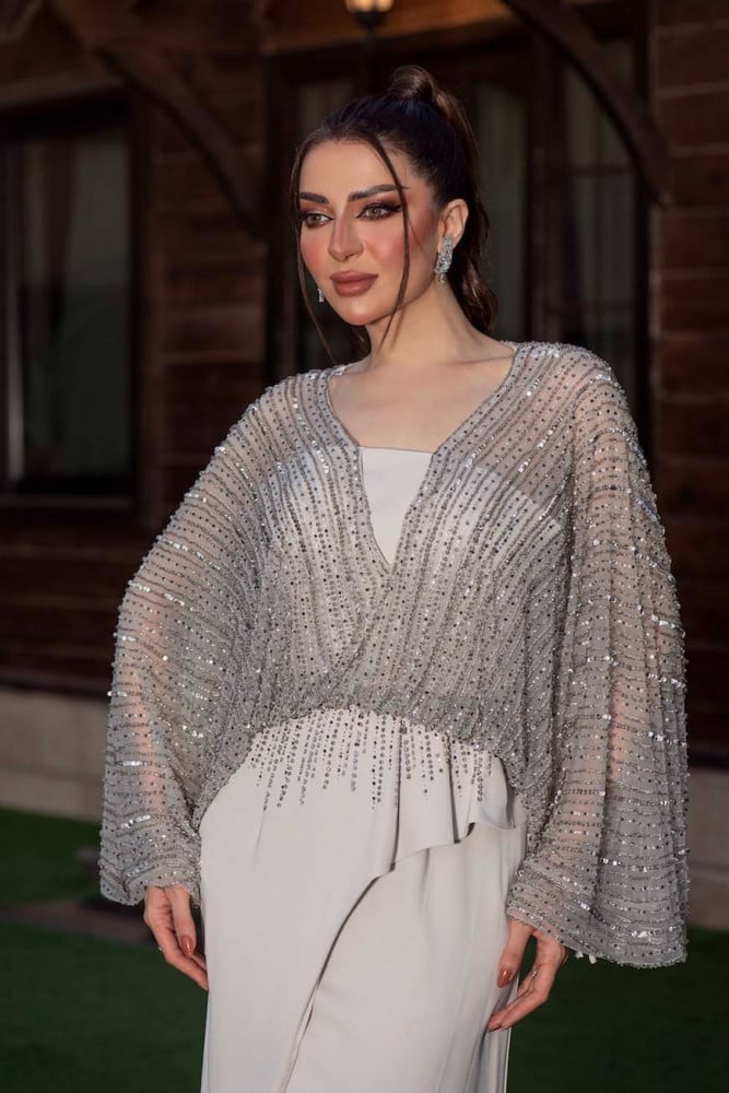 رمادي