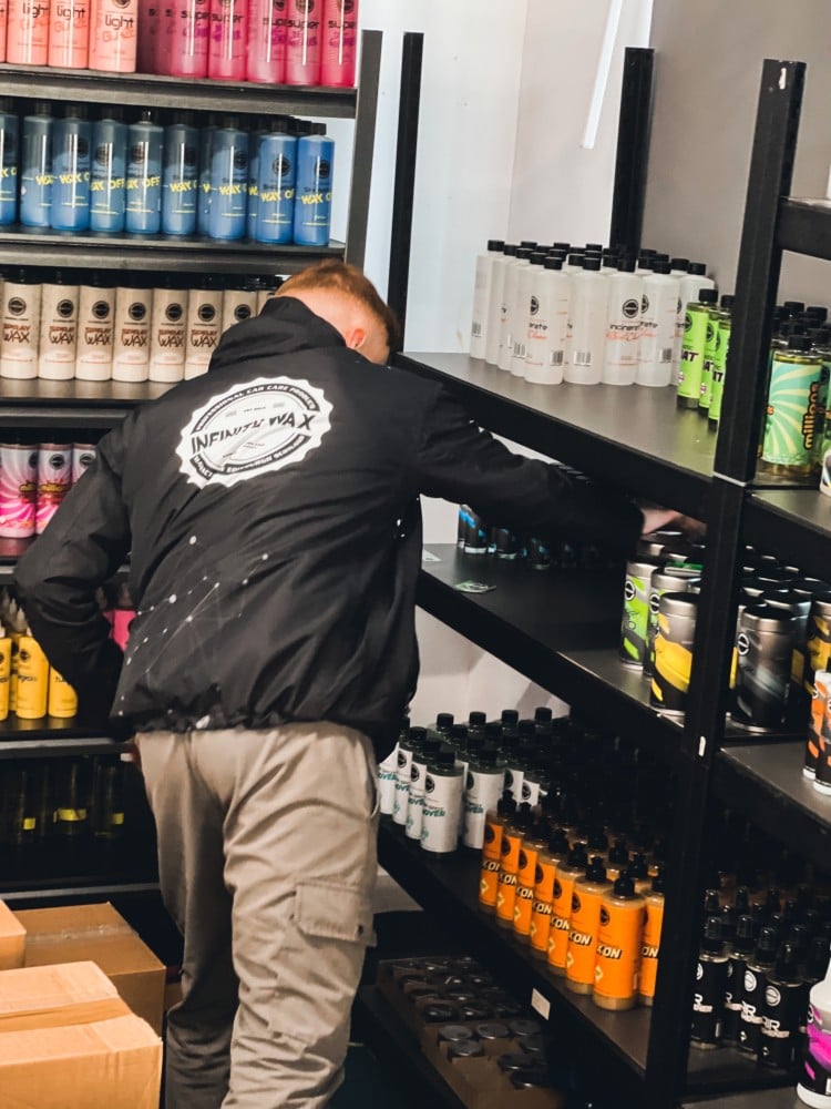ما هي شركة INFINITY WAX